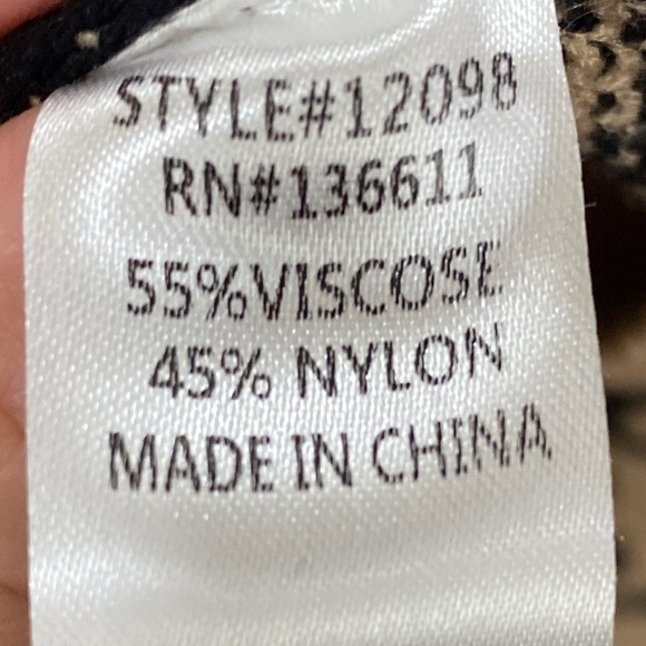 🆕 Cheetah Hoodie - Picture 3 of 3